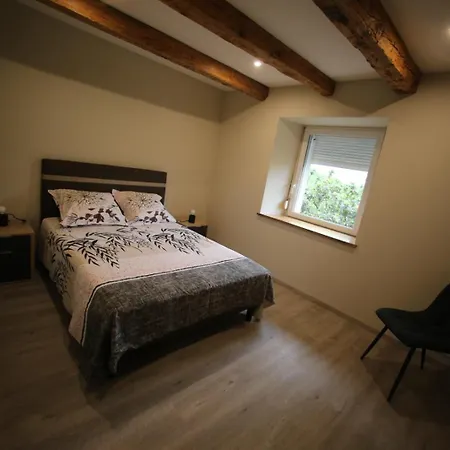 Chez Lydie Fellering